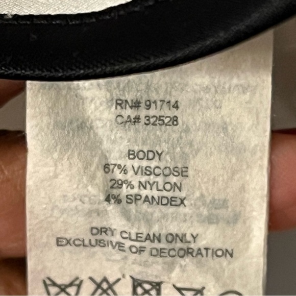 Armani Exchange peplum jacket. Zipper front and zipper sleeve. Size M - Picture 6 of 8